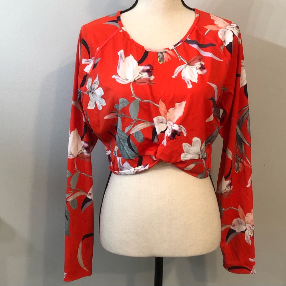 Athleta Red Floral Cropped Long Sleeve Top